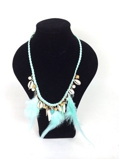 Collar Estilo Ibiza Verde Menta con Concha/Pluma/Diente (1 ud)